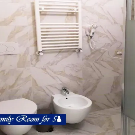 Bed and Breakfast Medea Νάπολη
