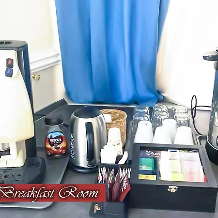 ベッド＆ブレックファースト メデア 3*