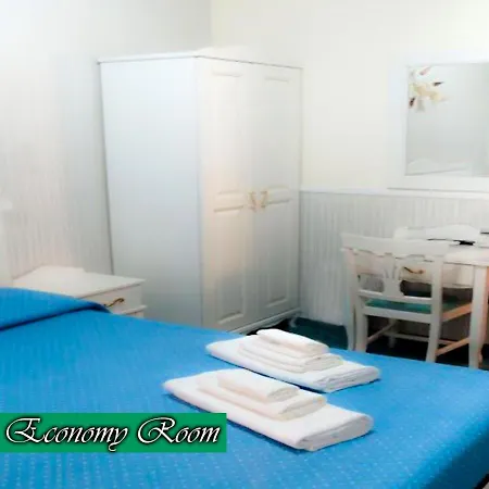 Medea Bed and Breakfast Νάπολη