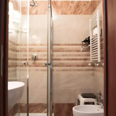 Medea Bed and Breakfast Νάπολη